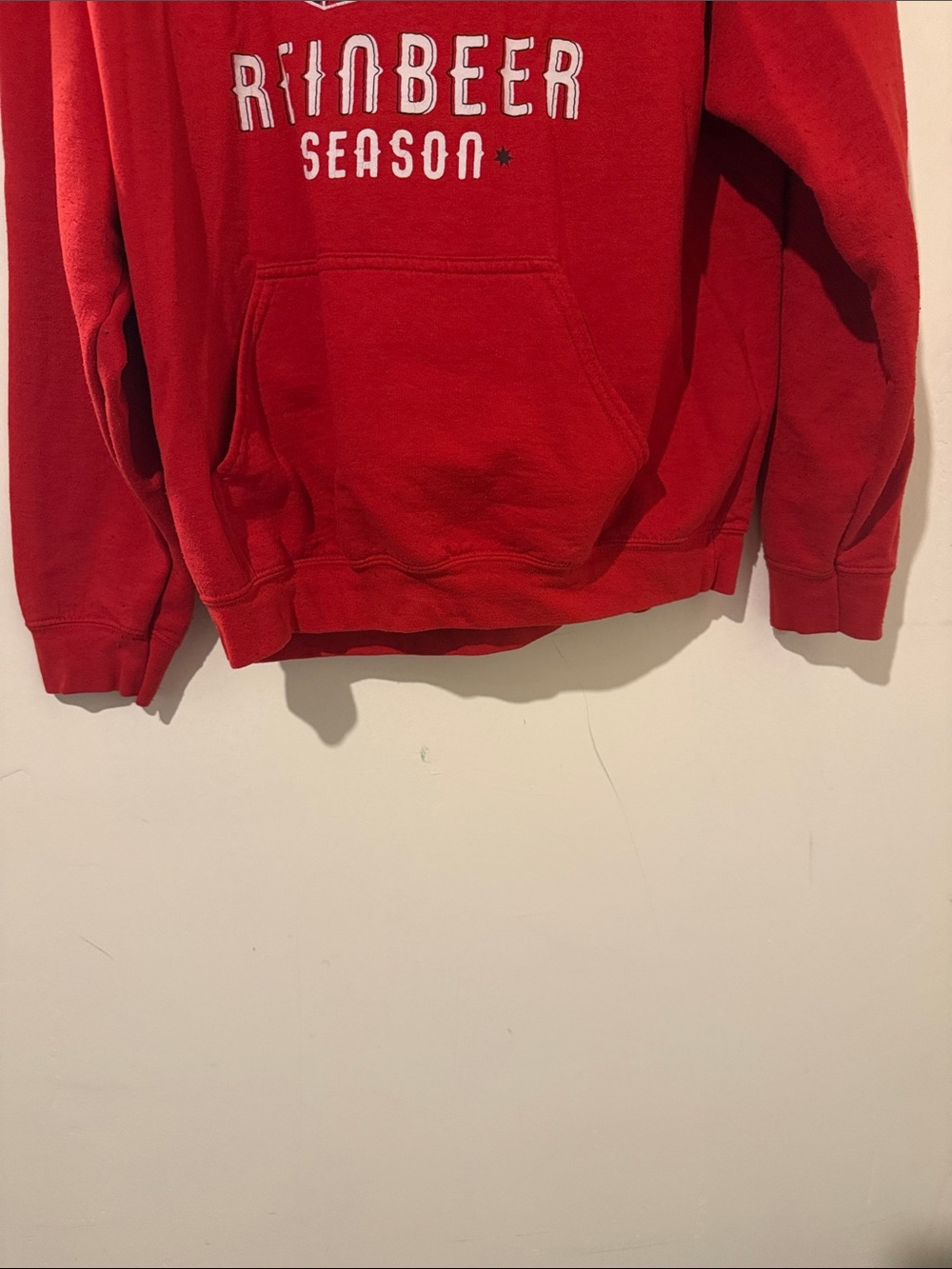 Gildan Red "Reinbeer Season" Hooded Sweatshirt Size Large - Picture 7 of 9